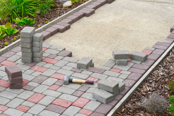 Best Professional Driveway Pavers  in Frederickson, WA